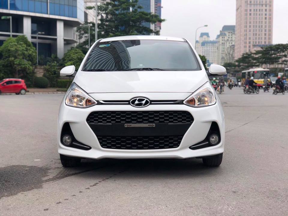 Hyundai Grand i10 1.0 AT 2017 - Bán ô tô Hyundai Grand i10 1.0 AT năm 2017, màu trắng