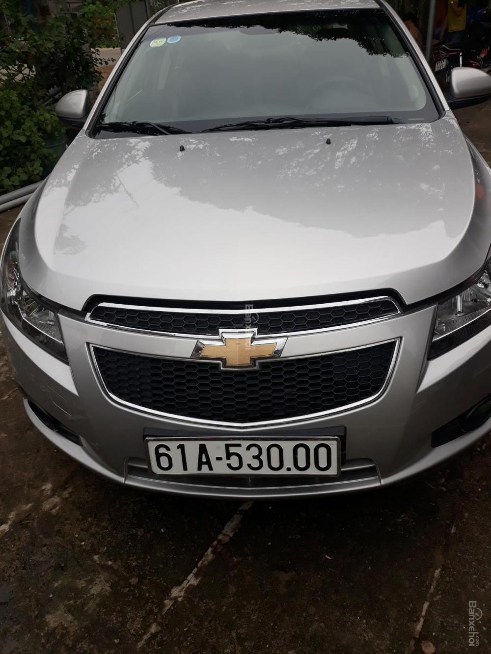 Chevrolet Cruze LS 2014 - Cần bán Chevrolet Cruze LS năm 2014, màu bạc chính chủ