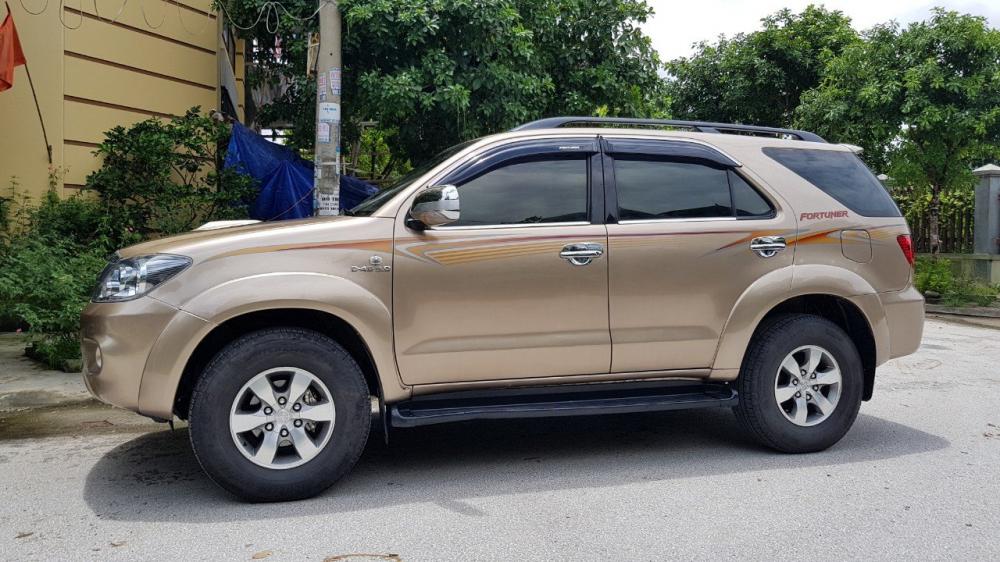 Toyota Fortuner AT 2008 - Cần bán Toyota Fortuner, máy dầu số tự động 2008, màu vàng, xe nhập