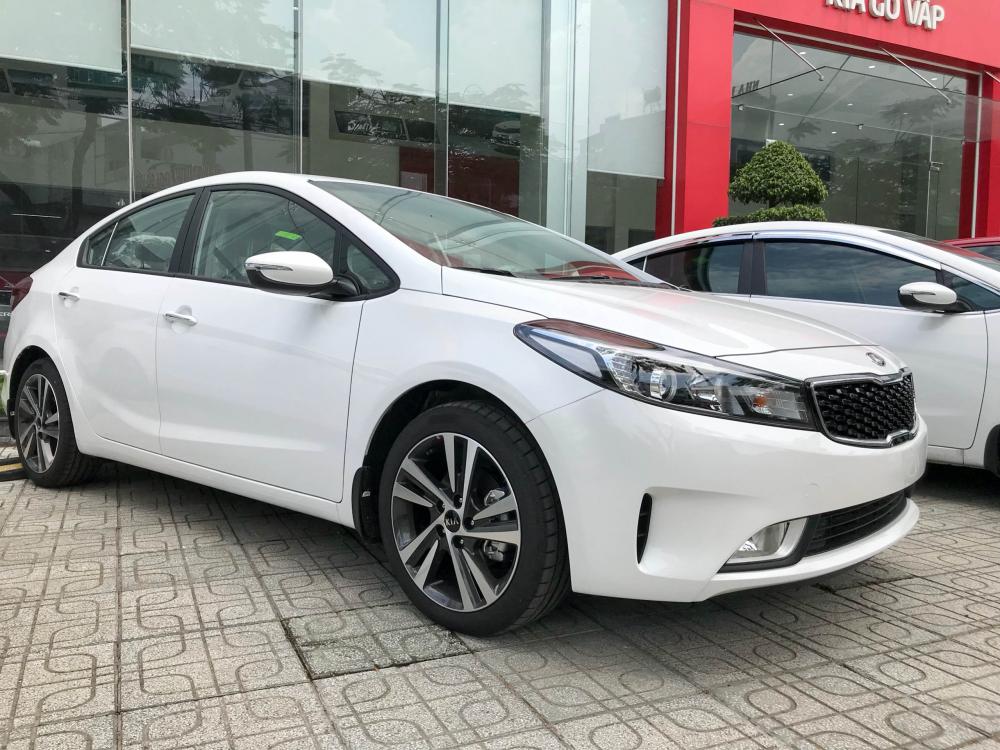 Kia Cerato 1.6MT 2018 - Bán Kia Cerato 2018 mới 100%. Liên hệ: 0919 365 016 để có giá tốt nhất 