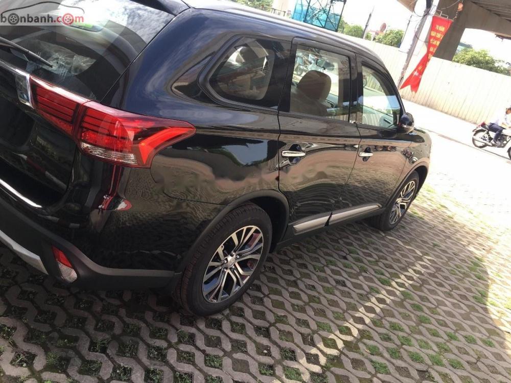 Mitsubishi Outlander 2.0 CVT 2018 - Cần bán xe Mitsubishi Outlander 2.0 CVT 2018, màu đen, 808 triệu