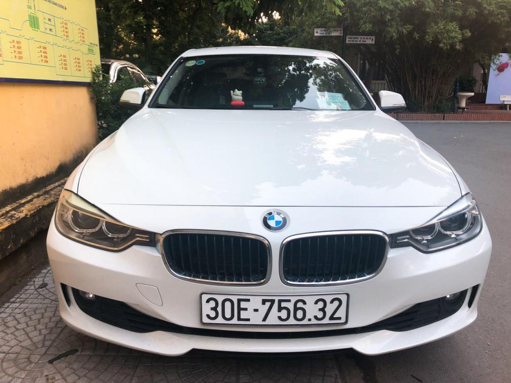 BMW 3 Series 320i 2014 - Bán ô tô BMW 3 Series 320i năm 2014, màu trắng, nhập khẩu nguyên chiếc