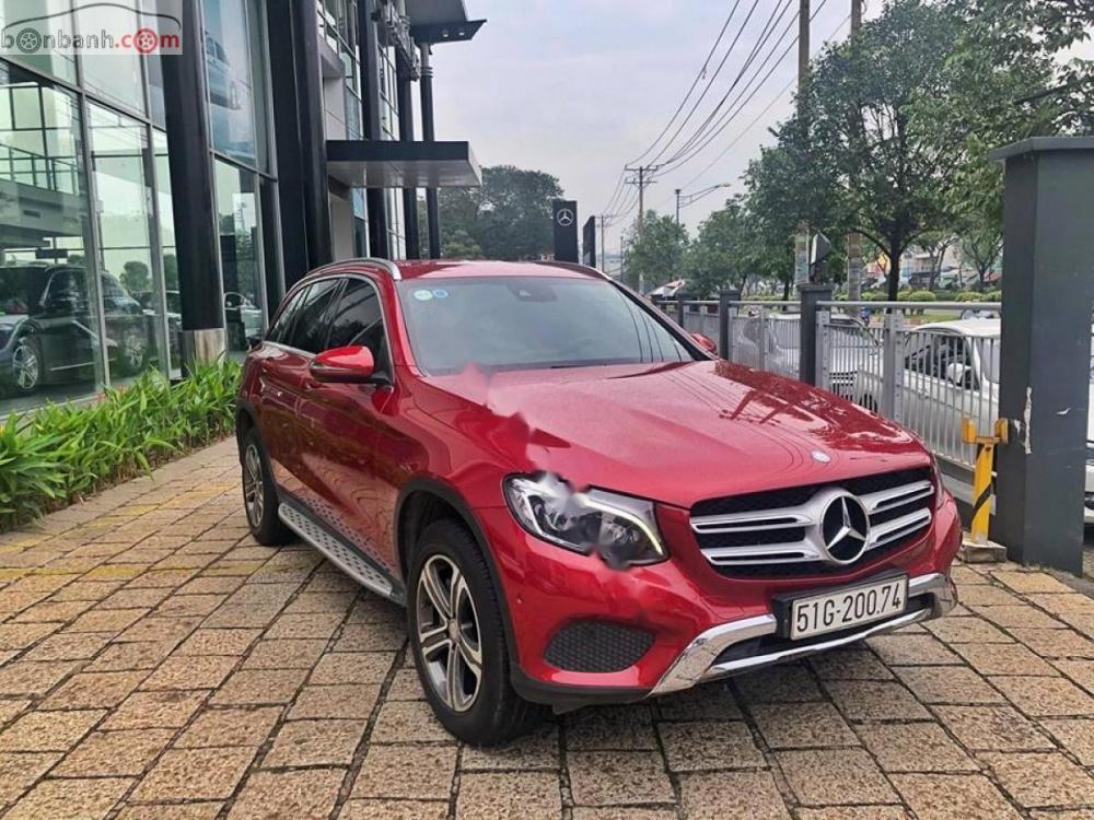 Mercedes-Benz GLC-Class GLC 250 4Matic 2016 - Bán xe Mercedes GLC 250 4Matic 2016, màu đỏ