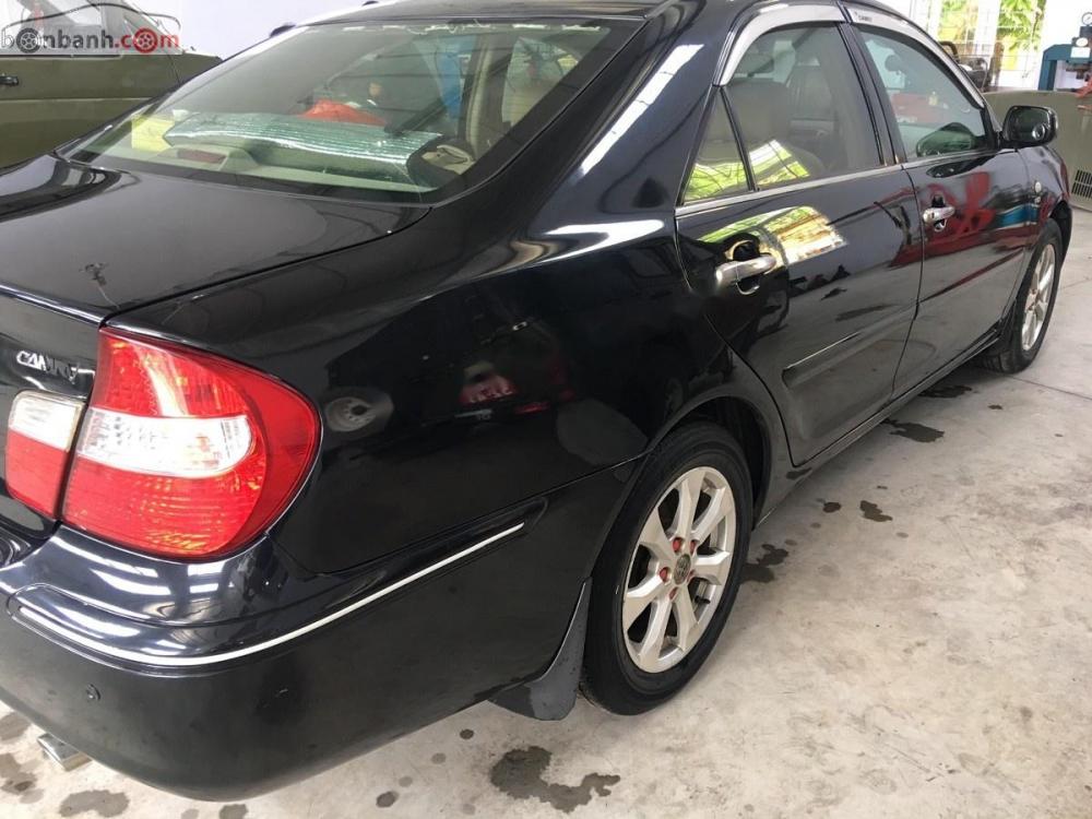 Toyota Camry 2002 - Bán xe Toyota Camry năm sản xuất 2002, màu đen, giá tốt