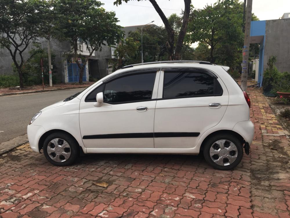 Chevrolet Spark MT 2009 - Cần bán Chevrolet Spark MT năm sản xuất 2009, màu trắng chính chủ