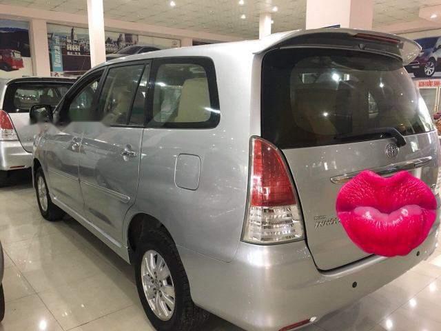 Toyota Innova G 2010 - Bán Toyota Innova G 2010, màu bạc, giá chỉ 385 triệu