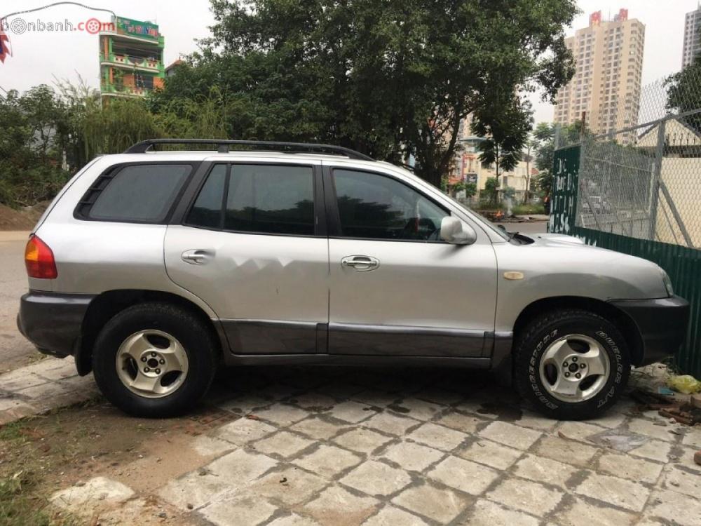 Hyundai Santa Fe Gold MT 2002 - Cần bán lại xe Hyundai Santa Fe Gold MT năm 2002, màu bạc, nhập khẩu số sàn