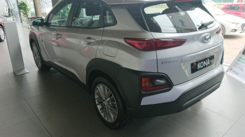 Hyundai i20 Active   2.0 AT  2018 - Bán Hyundai i20 Active 2.0 AT đời 2018, màu trắng