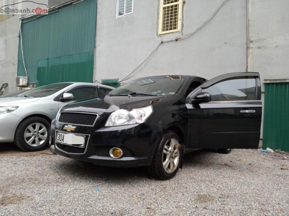 Chevrolet Aveo 2015 - Bán xe Chevrolet Aveo 2015, màu đen, 325 triệu