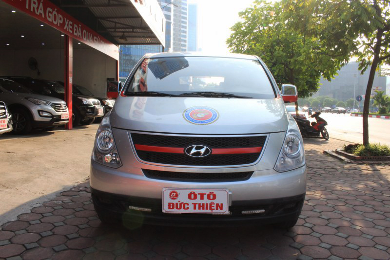 Hyundai Starex 2.5MT 2008 - Cần bán Hyundai Starex 2.5MT sản xuất năm 2008, màu bạc, nhập khẩu - LH 091 225 2526