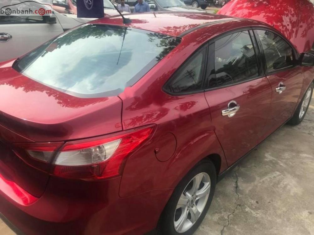 Ford Focus 1.6 MT 2013 - Cần bán Ford Focus 1.6 MT đời 2013, màu đỏ