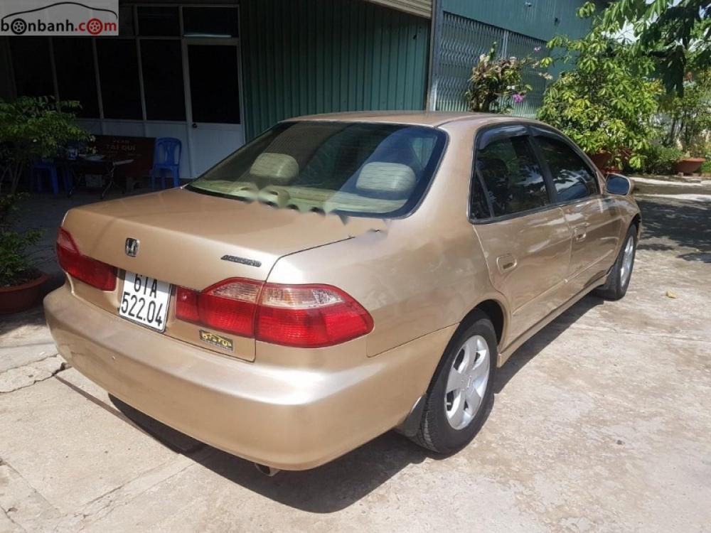 Honda Accord 2.2   2002 - Cần bán lại xe Honda Accord 2.2 năm 2002, xe nhập xe gia đình 