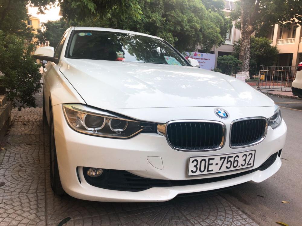 BMW 3 Series 320i 2014 - Bán ô tô BMW 3 Series 320i năm 2014, màu trắng, nhập khẩu nguyên chiếc