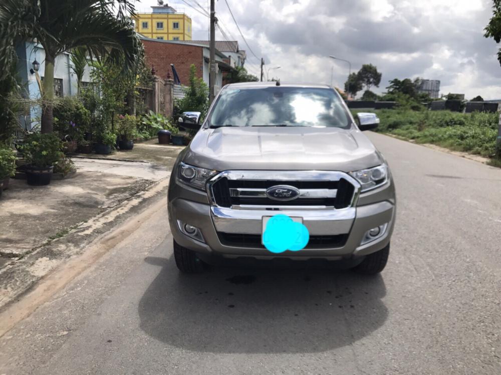 Ford Ranger XLT 2016 - Bán xe Ford Ranger năm 2016 màu vàng, giá chỉ 675 triệu, nhập khẩu