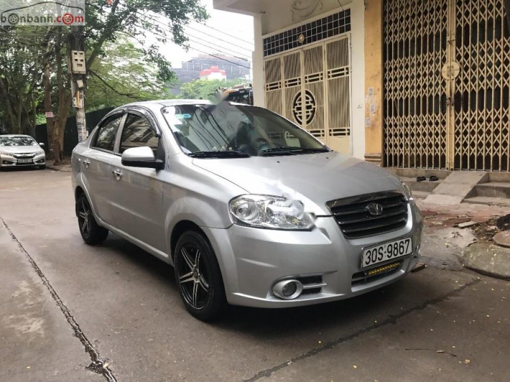 Daewoo Gentra SX 1.5MT 2010 - Bán xe Daewoo Gentra SX 1.5MT sx 2010, màu bạc