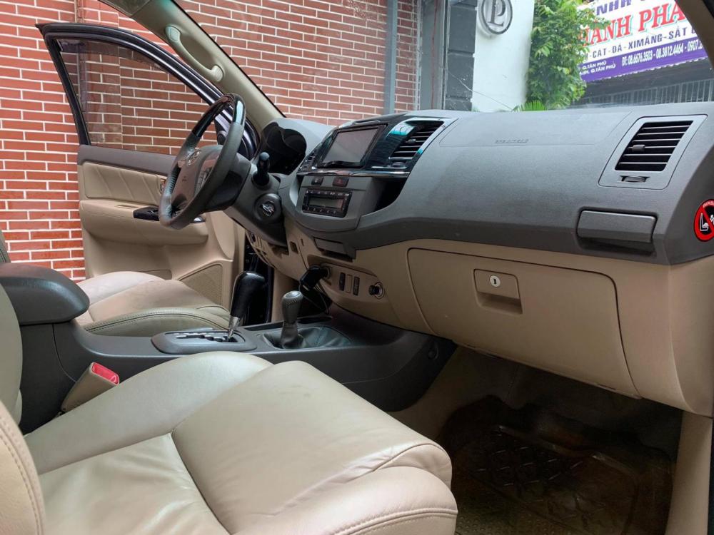 Toyota Fortuner 4x4 2013 - Bán Toyota Fortuner 4x4 Sx 2013, xe đẹp, không lỗi, máy 7 màu, odo 60000 km