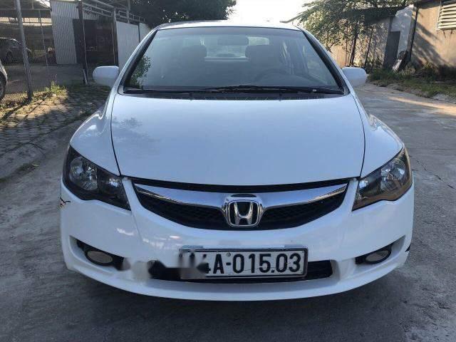 Honda Civic   2011 - Bán Honda Civic sản xuất 2011, màu trắng số sàn, giá tốt