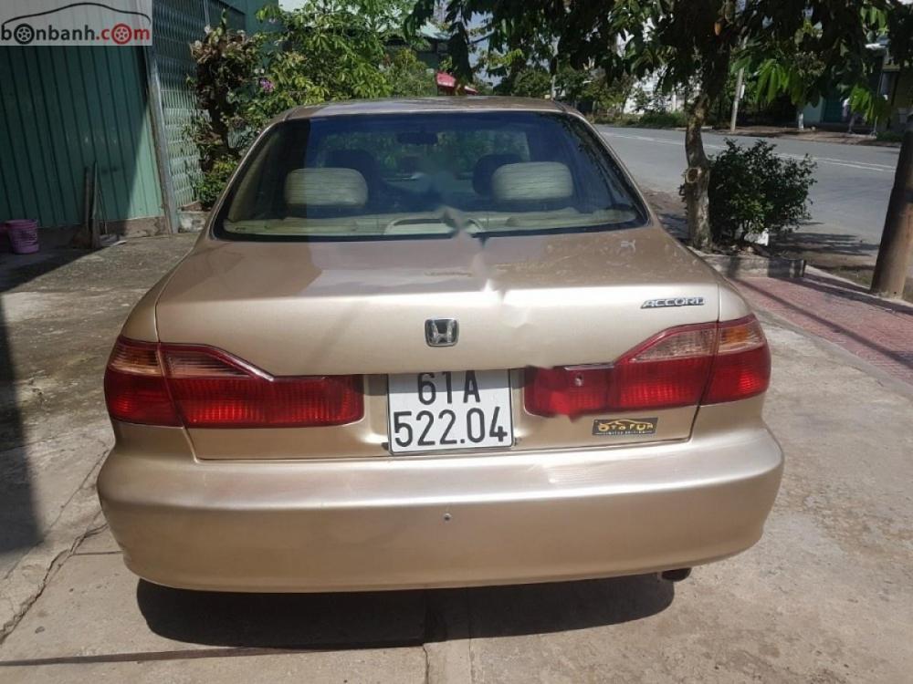 Honda Accord 2.2   2002 - Cần bán lại xe Honda Accord 2.2 năm 2002, xe nhập xe gia đình 