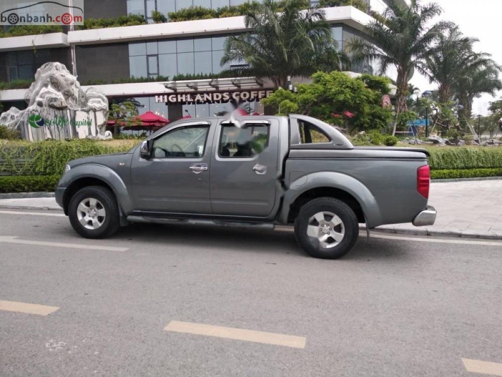 Nissan Navara 2012 - Cần bán gấp Nissan Navara năm 2012, màu xám, nhập khẩu nguyên chiếc số sàn