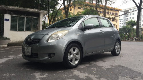 Toyota Yaris  1.3 AT  2008 - Bán Toyota Yaris 1.3 AT 2008, màu xám, xe nhập