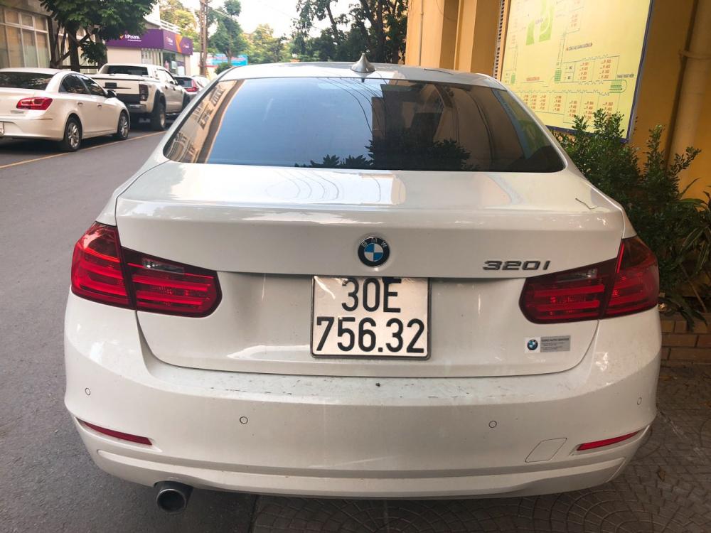 BMW 3 Series 320i 2014 - Bán ô tô BMW 3 Series 320i năm 2014, màu trắng, nhập khẩu nguyên chiếc