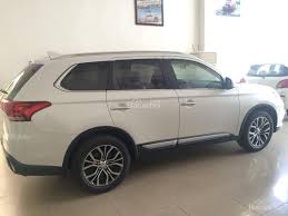 Mitsubishi Outlander 2.0 Std 2018 - Bán xe Mitsubishi Outlander 2.0 STD sản xuất 2018, màu trắng