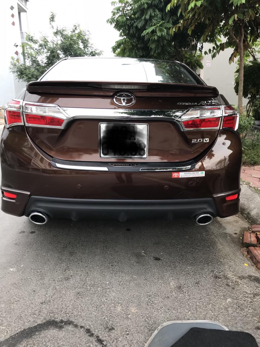 Toyota Corolla altis 2.0V 2015 - Cần bán xe Toyota Corolla Altis đời 2015 màu cà phê sữa, giá chỉ 665 triệu, xe cực đẹp, cực chất