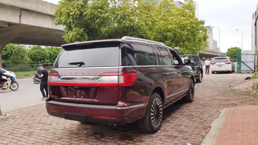 Lincoln Navigator Navigator Black Label 2018 - Bán Lincoln Navigator Black Label nội và ngoại thất màu nâu đỏ. Model 2019, nhập mỹ, mới 100%