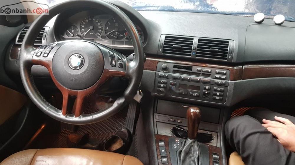 BMW 3 Series 325i 2004 - Bán xe BMW 3 Series 325i sản xuất 2004, màu đen, nhập khẩu