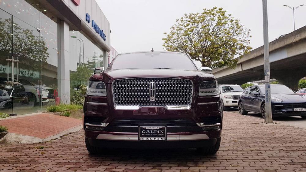 Lincoln Navigator Navigator Black Label 2018 - Bán Lincoln Navigator Black Label nội và ngoại thất màu nâu đỏ. Model 2019, nhập mỹ, mới 100%