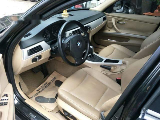 BMW 3 Series 320i 2010 - Cần bán BMW 3 Series 320i năm 2010, màu đen, nhập khẩu xe gia đình, giá chỉ 520 triệu