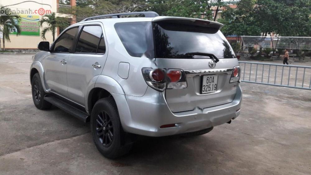 Toyota Fortuner 2016 - Cần bán Toyota Fortuner đời 2016, đăng ký 14/10/2016