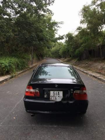 BMW 3 Series  318i 2005 - Bán BMW 3 Series 318i đời 2005, màu đen, xe còn đẹp