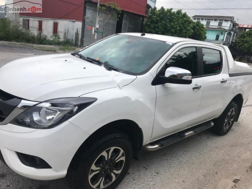 Mazda BT 50 2.2L 4x2 AT 2016 - Bán xe Mazda BT 50 SX 2016, xe nhập khẩu nguyên chiếc, máy 2.2, 1 cầu