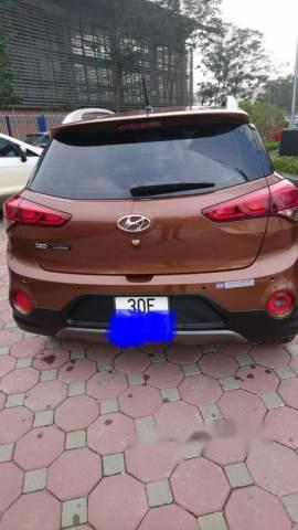 Hyundai i20 Active 2016 - Cần bán lại xe Hyundai i20 Active năm sản xuất 2016, màu nâu, giá 555tr