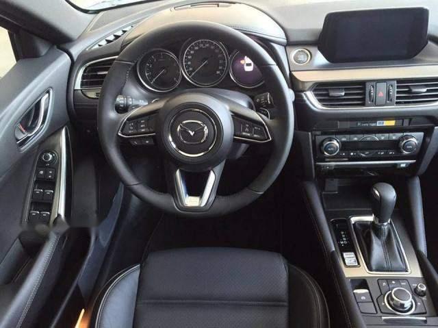 Mazda 6   2.0 Premium   2018 - Cần bán Mazda 6 2.0 Premium đời 2018, màu trắng, giá tốt