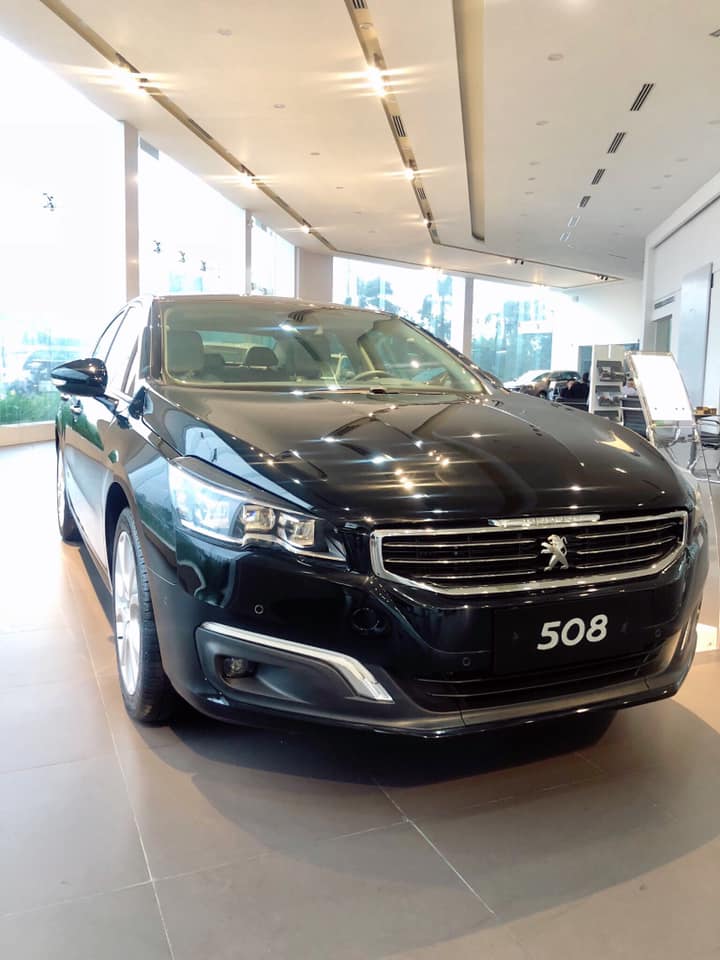 Peugeot 508 Turbo 2018 - Bán Peugeot 508 màu đen nhập khẩu nguyên chiếc - liên hệ 0938.097.424, để có giá tốt nhất thị trường