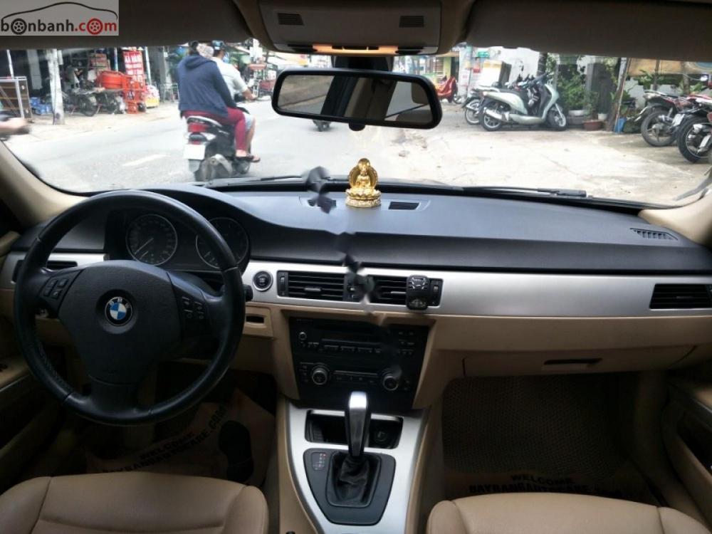 BMW 3 Series 320i 2010 - Cần bán xe BMW 320i sản xuất 2010, màu đen, nhập khẩu nguyên chiếc