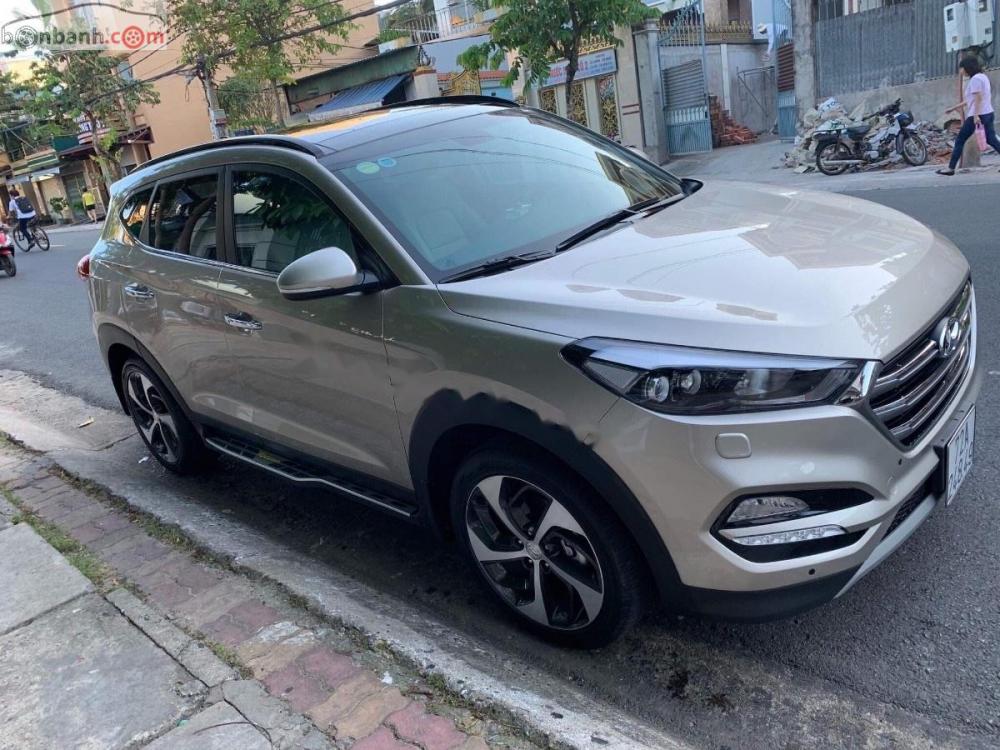 Hyundai Tucson 1.6 AT Turbo 2018 - Cần bán Hyundai Tucson 1.6 AT Turbo năm sản xuất 2018 như mới