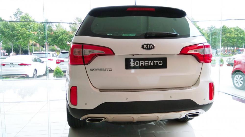 Kia Sorento GATH 2018 - Cần bán xe Kia Sorento GATH đời 2018, màu trắng, 919tr, mới 100%