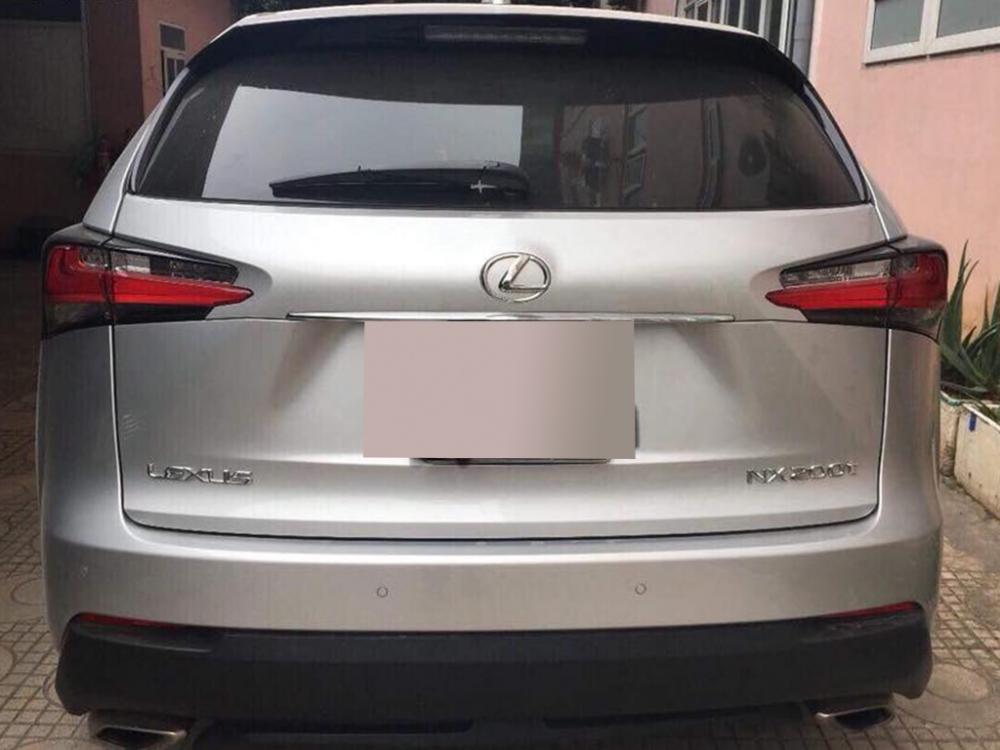 Lexus NX 200T AT 2015 - Bán Lexus NX200T 2015 màu bạc, xe gia đình ít đi như mới