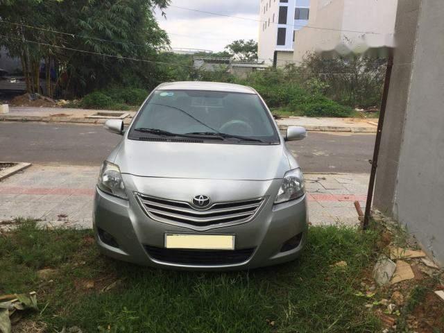 Toyota Vios   2011 - Bán Toyota Vios sản xuất 2011, màu bạc số sàn