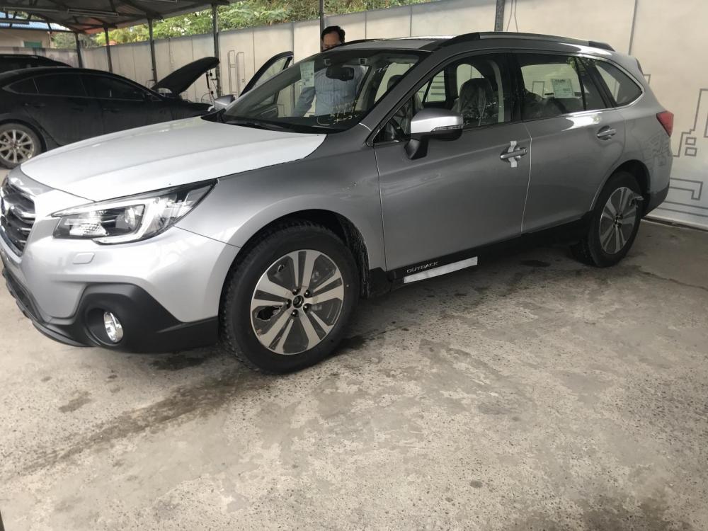 Subaru Outback   2.5 Eyesight 2018 - Cần bán xe Subaru Outback 2018 Eyesight bạc, giá ưu đãi gọi 098.393.5969 Mr Duy Anh, 1 tỉ 777 tr