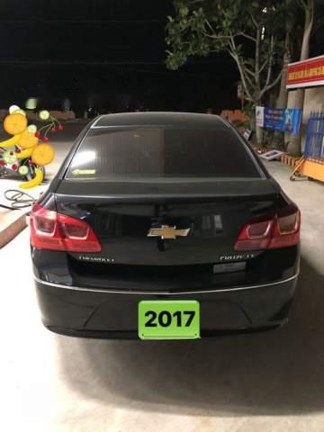 Chevrolet Cruze   LT   2017 - Cần bán Chevrolet Cruze LT 2017, màu đen, số sàn, giá tốt