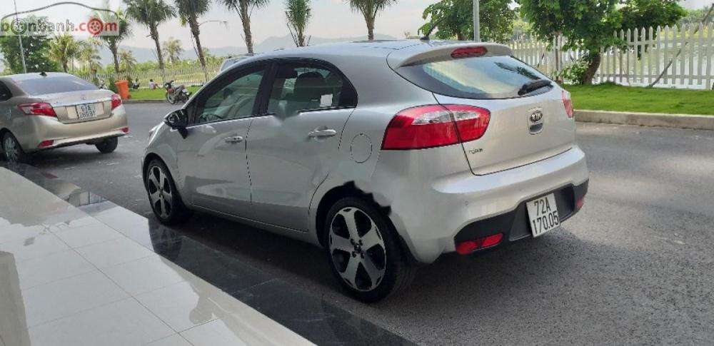 Kia Rio 2012 - Đổi xe SUV  bán Kia Rio đời 2012, màu bạc, nhập khẩu  