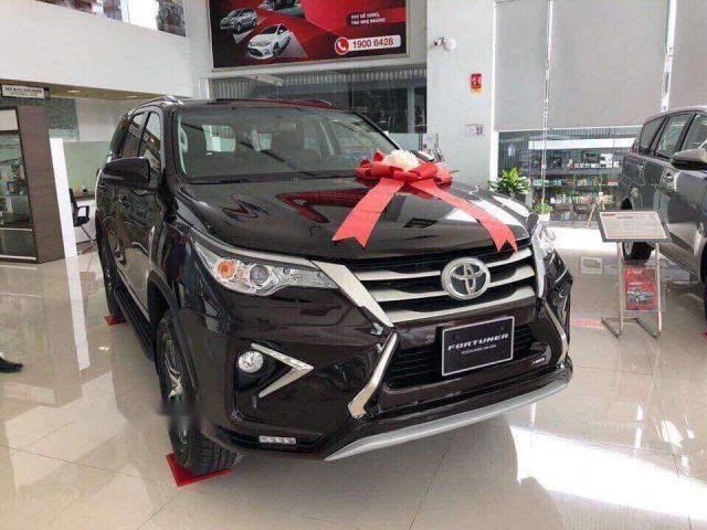 Toyota Corolla Atlis  2018 - Cần bán xe Toyota Corolla Atlis đời 2018, màu đen, 345tr