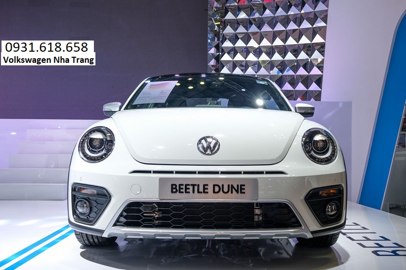 Volkswagen Beetle 2018 - Bán xe Volkswagen Beetle đời 2018, màu trắng, xe nhập, có sẵn giao ngay. Liên hệ: 0931.618.658