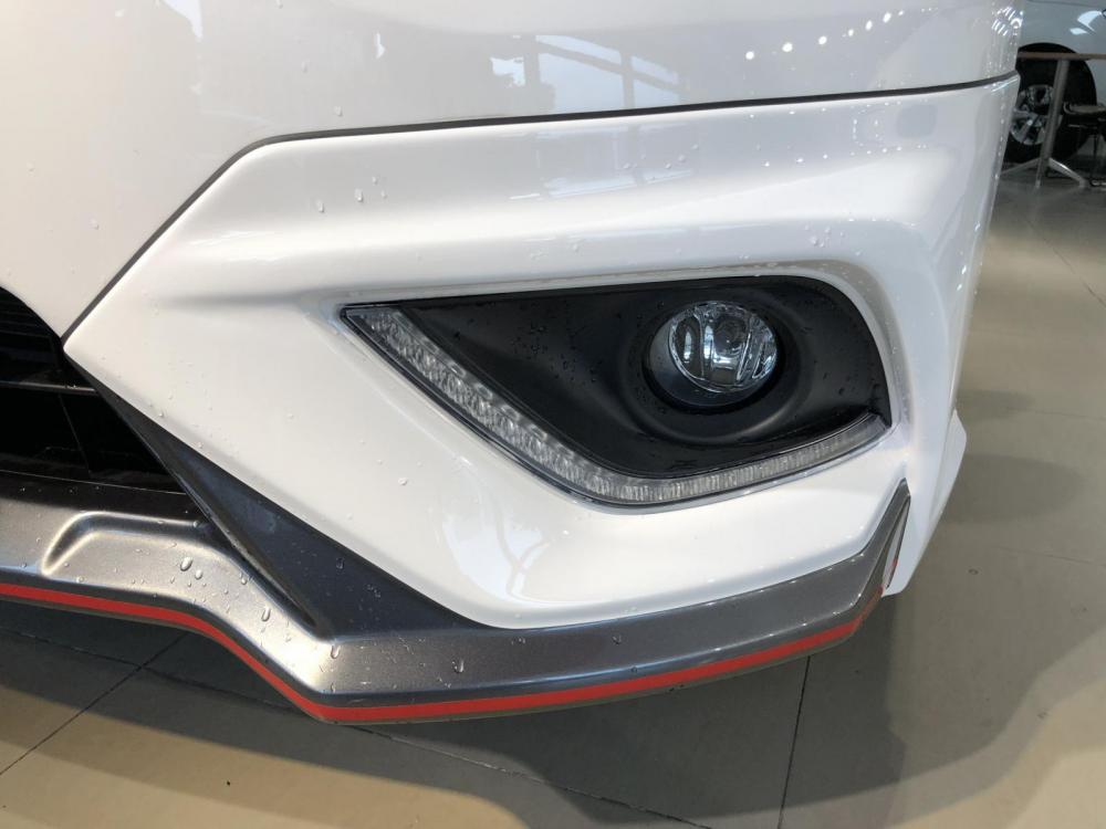 Nissan Sunny XL 2018 - Bán Nissan Sunny XL sản xuất năm 2018, màu trắng, nhập khẩu nguyên chiếc