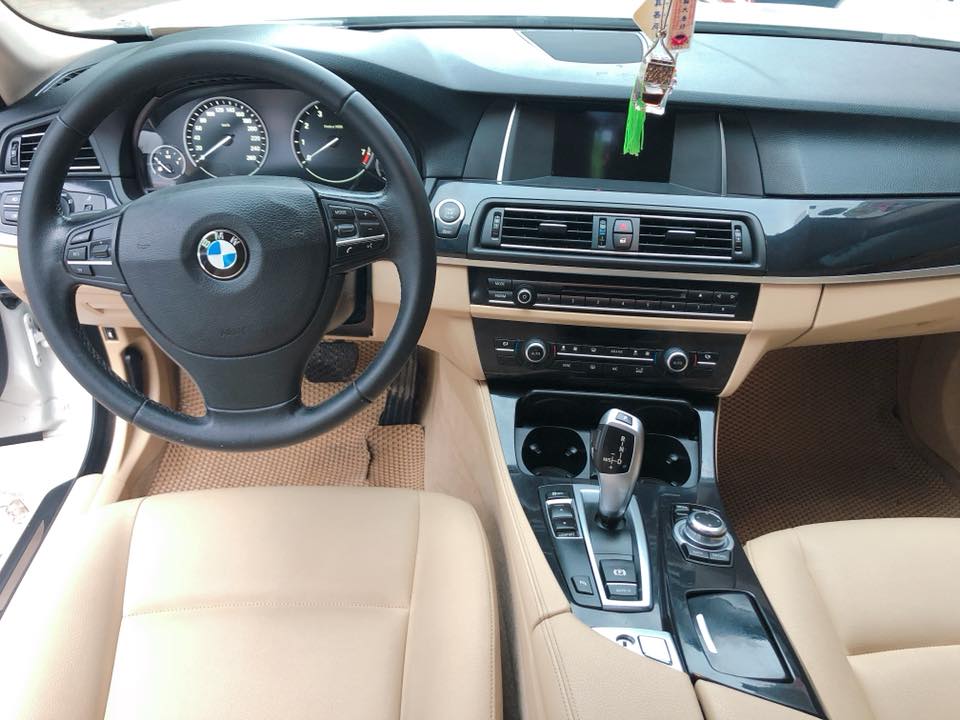 BMW 5 Series 520i 2014 - Cần bán lại xe BMW 5 Series 520i đời 2015, màu trắng, xe nhập xe gia đình