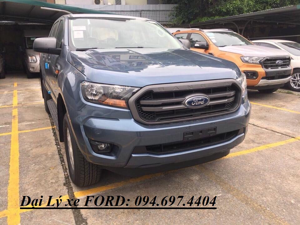 Ford Ranger XLS AT 2.2L 4x2 2018 - Bán Ford Ranger 2018 XLS 2.2L hoàn toàn mới, có xe giao ngay cho khách hàng - LH 094.697.4404